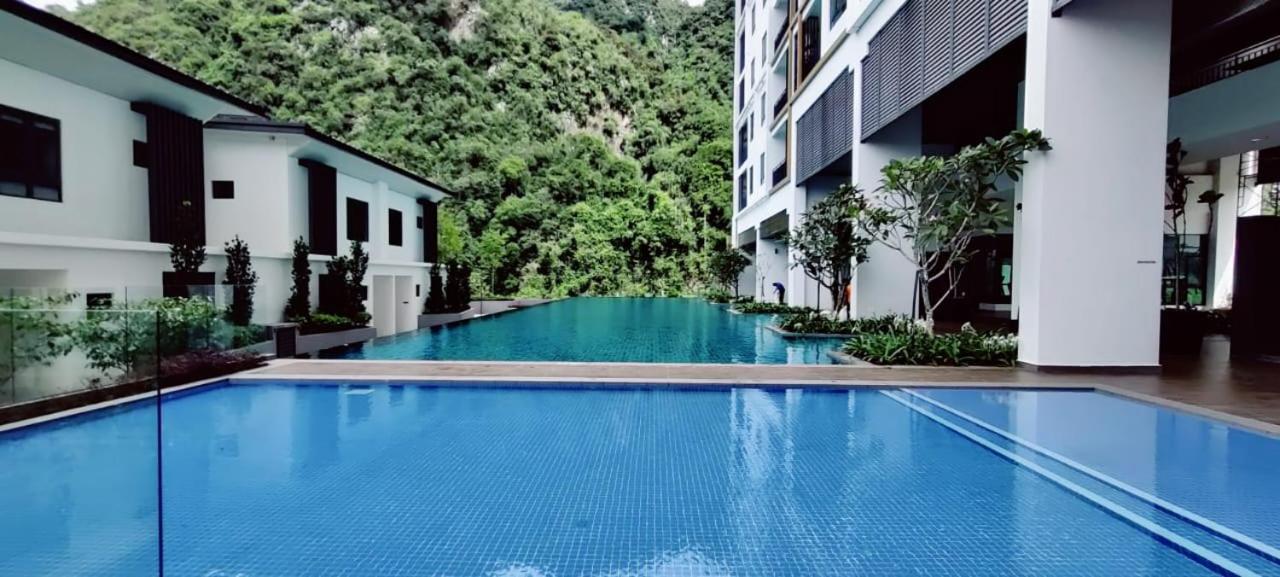 H&w Sunway Onsen Services Tambun S-15-03 *