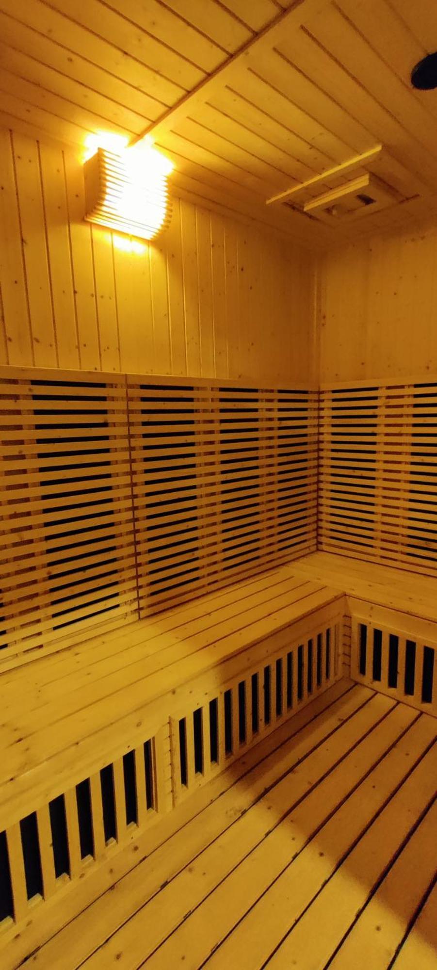H&w Sunway Onsen Services Tambun S-15-03 * Ipoh